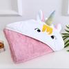 Albornoz de baño de forro polar coral con dibujos animados para niños, toalla de baño absorbente de secado rápido con capucha de unicornio