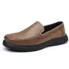 Zapatos de hombre de cuero genuino transfronterizos, nuevo estilo de otoño, zapatos de cuero casual de negocios para hombre, elegantes, versátiles, transpirables, slip-on para conducir