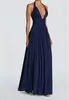 Vestido Longo Elegante e Versátil com Decote V e Fenda, Adequado para Festas, Apresentando um Design que Marca a Cintura e um Caimento Bodycon Sexy