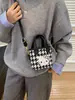 Bolso de cubo retro europeo y americano moderno y personalizado para mujer, estampado de leopardo, a la moda y con estilo, diseño de nicho, adecuado para ir al trabajo, bolso de mano y bolso cruzado