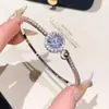 Explosiones Pulsera de Circonita Super Flash para Mujer Lujo Ligero Exquisita Sensación de Alta Gama Broche Pulsera 2024 Nuevo Joyería de Mano Versátil