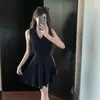 Vestido Colete Roxo Sem Manga Doce e Picante para Mulheres, Verão Elegante Slim-Fit Vestido Curto de Tricô com Decote V e Saia Evasê Acinturada