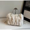 Bolsas de Felpa Transfronterizas para Mujer, Nuevo Bolso Cruzado Versátil con Cadena Otoño e Invierno 2026, Bolso Plegado Peludo para Commuter de Mujer