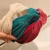Faixa de Cabeça Vintage de Veludo com Pérolas, Leve e Versátil para Saídas Diárias, Estilo Coreano, Retrô Elegante e Artístico