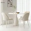 Mesa de jantar redonda francesa estilo creme, pequena mesa de pedra e cadeira combinadas, mesa de recepção luxuosa e leve para negociação, varanda