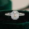 Joyería Estilo Coreano Moissanita Personalizada Escalera t Cuadrado Anillo de Plata S925 Joyería de Mano de Lujo Accesible para Mujer Caramelo de Roca Cuadrado Esmeralda