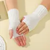 Luvas de Tricô G106 para Mulheres no Outono e Inverno, Luvas Versáteis de Meio Dedo para Estudantes Escreverem, Mangas de Lã de Cor Sólida Quentes e à Prova de Frio