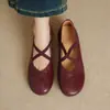 Sapatos de Salto Baixo Elegantes e da Moda com Tiras Cruzadas de 3cm 2026 Verão Novo Bico Redondo Salto Bloco Baixo Sapatos de Vovó Sapatos de Couro