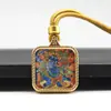 Pingente Mini Thangka de Aço Titânio Dourado Pintado à Mão do Xizang Pingente Colar Thangka de Oito Protetores Huang Caishen Wuye