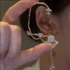 Estilo Douyin Mismo Estilo Mariposa Flor Colgante de Oreja Sin Agujeros en las Orejas Pinza para Oreja Mujer Lujo Ligero Elegante Versátil Espiga Borla Pendientes