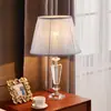 Abajur de mesa de cristal, controle remoto, uso doméstico, dimerizável, temperatura de cor ajustável, luminária de cabeceira para o quarto, pequena luz noturna, estilo de luxo leve, cor cinza, alto valor estético, novo design de ferro