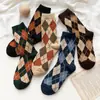 Meias Lingge Meias de Comprimento Médio para Crianças Meias de Lã Outono e Inverno Estilo Academia Britânica Meias Femininas Meias Xadrez Vintage