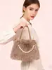 Bolsa Fofa de Nicho Super Popular para Mulheres Outono e Inverno 2025 Nova Tendência Venda Quente Bolsa Transversal Bolsa de Mão Bolsa de Balde Peluda