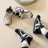Tênis Infantil Forrest Gump Modelos Primavera e Outono Tênis Esportivo Masculino 2025 Respirável Solado Macio Tênis Casual Feminino Treinamento Alemão Retrô Versátil