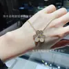 Fanjia Oro de 18 Quilates Color Chapado Pétalos de Trébol Llenos de Diamantes Cadena para Clavícula de Trébol Colgante de Flor Única Anillo de Nicho de Flor