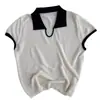 Camiseta de punto sencilla con cuello polo de manga corta y paneles de color contrastante para mujer, nuevo estilo verano 2025, top holgado y adelgazante de manga corta