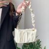 2026 Design de Nicho Nova Bolsa de Verão Feminina Couro Macio Bolsa Nuvem Bolsa Plissada com Corrente Ombro Único Transversal Sob o Braço Bolsa Pequena