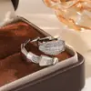 Juego de Joyería de Zirconia de Lujo Ligero para Mujer, Combinación Simple Europea y Americana de Pulsera, Anillo y Cadena, Fábrica de Joyería Popular de Venta Transfronteriza
