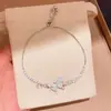 Pulsera Colgante de Mariposa de Circonita Super Brillante, Lujo Ligero, Moda de Alta Gama, Diseño Exquisito, Joyería Única y Elegante
