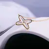 Colar Cruz Pérola Branca Pingente Simples X Ouro Rosa 18K Corrente Clavícula Feminino Venda Direta do Fabricante Substituição Desbotada