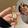 Reloj IEKE clásico estilo Hong Kong con correa de acero ovalada retro, reloj de cuarzo para mujer, temperamento simple, fábrica de relojes para mujer al por mayor