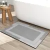 Tapete de Chão de Terra de Diatomáceas Estilo Minimalista Transfronteiriço para Banheiro de Casa, Entrada, Tapete para Pés Absorvente de Água Antiderrapante, Pode Ser Personalizado e Enviado