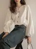 Camisa de Manga Lanterna 2025 Primavera e Verão Nova Jacquard Solta Abertura Frontal Gola Redonda Peça Externa Camisa Top com Toque de Luxo
