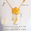 Conjunto de Collar y Pendientes de Borla de Loto Dorado Tricolor de Imitación de Moda de la Tienda de Oro Puzuo