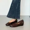 Sapatos femininos retro franceses simples para o dia a dia slip-on bico redondo sapatos internos de solado único feminino couro macio salto escondido sapatos de vovó sola macia tamancos