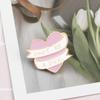 Europeu e Americano Dos Desenhos Animados Simples Pó Amor Liga Broche Personalizado Carta Fita Amor Acessórios Cozimento Pintura Broche Crachá