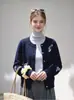 Cardigã de malha com mangas compridas, bordado com miçangas e lantejoulas, estilo coreano, uma nova peça da coleção outono/inverno, apresentando um suéter suave e versátil