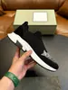Zapatillas slip-on para hombre con malla fly-knit y paneles de piel de ante, decoración en forma de estrella y suelas gruesas, TF transfronterizo