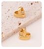 Brincos Europeus e Americanos de Latão Banhados a Ouro com Diamante de Amor Moda Casual Brincos em Formato de Coração para Mulheres Brincos de Metal Vazado de Verão