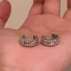 Pendientes V-Gold Artesanía Italiana CNC Hielo Triturado, Lujo Ligero, Gama Alta, Nicho, Versátiles, Pendientes Deslumbrantes, Lujo Ligero