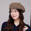Boina de lana estilo Chanel para mujer, sombrero de pintor artístico de otoño e invierno, estilo japonés, elegante, versátil, que estiliza el rostro, gorro pequeño cálido