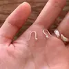 Brincos de Argola Simples e Elegantes Cravejados com Diamantes, Brincos Pequenos e Estilosos Estilo Ins para Mulheres, com Acabamento de Alta Qualidade, Luxo Leve e Design Único