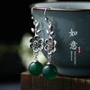 Blogger del librito rojo recomienda pendientes clásicos de estilo chino incrustados con calcedonia verde natural pendientes retro de flor de ciruelo
