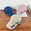 Sombrero de Sol Protector Solar Personalizado de Joker de Moda Nuevo Estilo para Hombres y Mujeres Borde Recortado Desgastado Gorra de Béisbol Bordada con Letras para Niños