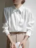 Camisa Blanca Minimalista Francesa para Mujer Otoño Nuevo Diseño con Sentido Nicho Temperamento Viaje de Negocios Profesional Manga Larga Superior Versátil