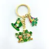 Llavero Trébol Transfronterizo Oktoberfest Colgante de Sombrero de Aleación Festival Irlandés Colgante para Bolso Regalos Europeos y Americanos