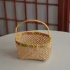 Mini Tecelagem de Bambu Produtos de Bambu Peneira Cesto de Varrer Bandeja de Bambu Decoração Artesanal para Jardim de Infância Adereços para Fotografia Estilo Antigo
