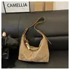 Bolsa de Ombro Vintage em Camurça para Mulheres, Nova Bolsa de Ombro Casual Versátil de Outono, Bolsa Tote Grande Capacidade para o Dia a Dia