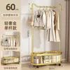 Arara de chão para quarto, dormitório, rack de armazenamento de cabeceira para casa pequena, varal, cabideiro