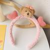 Lindo diseño de dibujos animados estilo coreano Oso con biberón tridimensional diadema para el cabello aro para el pelo para lavado de cara femenino estilo coreano vendiendo linda diadema de orejas de oso de amor