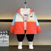 Jaqueta com Capuz para Meninos Roupa de Primavera Roupas de Bebê 2026 Novo Estilo Primavera e Outono Jaqueta da Moda Infantil Top Tendência