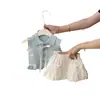 Traje de Verano para Niñas 2025 Nuevo Moda Infantil Chaleco de Punto Azul Top Falda Conjunto de Dos Piezas