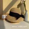 Nuevo sombrero de paja decorado con lazo para mujer, sombrero de sol versátil de ala ancha para salidas de vacaciones de verano en la playa