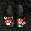 Linda Hebilla de Zapato de Hongo Dulce Roja de Hello Kitty Flor de Zapato Dibujo Animado Estilo Japonés Corazón de Niña Accesorios para Zapatos