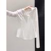 Playera de Manga Larga con Capucha para Mujer 2025 Principios de Otoño Nuevo Estilo Delgado Look Adelgazante Suave Encerado Hombro Derecho Top de Mujer A6671