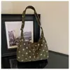 Bolso de hombro de lunares estilo coreano para mujer, nuevo modelo 2026, bolso tote de gran capacidad para el día a día, bolso cruzado simple y versátil